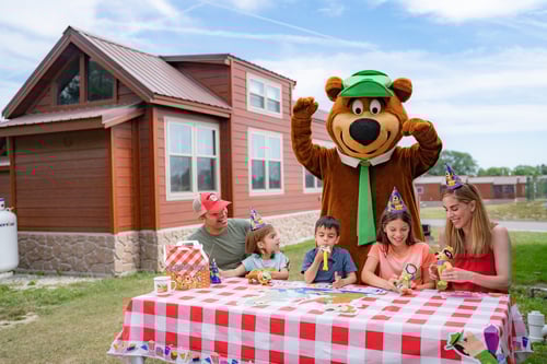 jp-jellystone-park-caledonia-2022-lifestyle-photoshoot-531 jp-jellystone-park-caledonia-2022-lifestyle-photoshoot-531