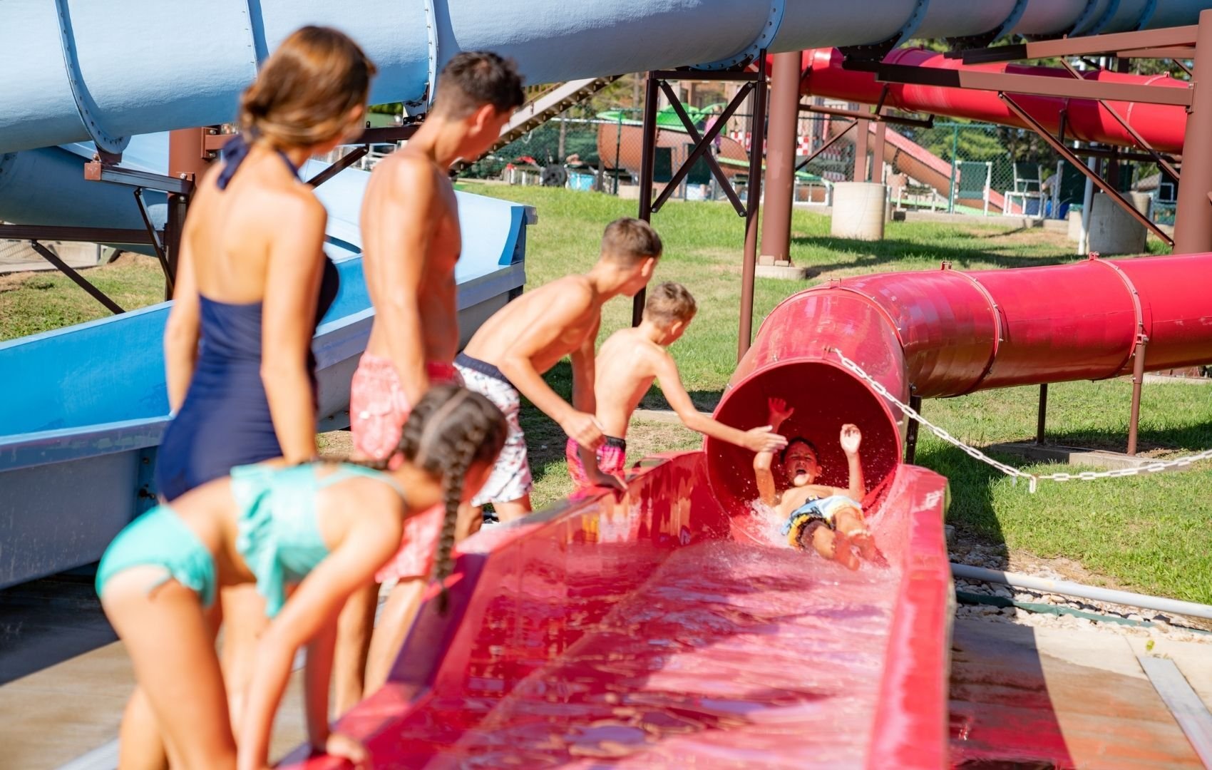 water attractions - jellystone park water attractions - jellystone park